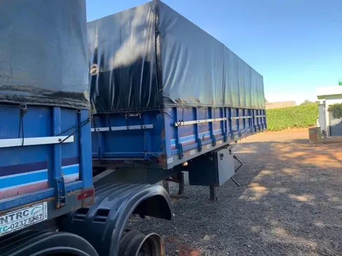 Carreta Bitrem graneleiro para alugar