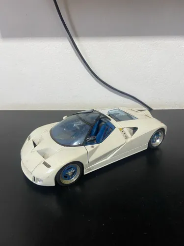 LOTE FORD GT90 e ALFA ROMEU 1/18 MAISTO