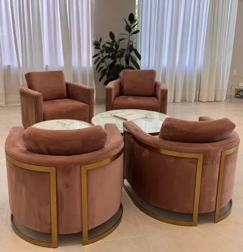 2 POLTRONAS DE LUXO - ALTO PADRÃO