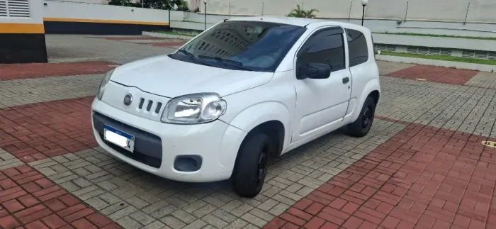 Fiat Uno Vivace 1.0 EVO Fire Flex 8V 3P 2014