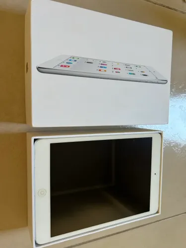 iPad mini 2 em excelente estado de conservação 