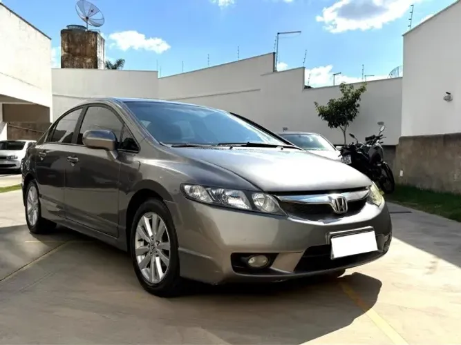 Honda Civic Sedan LXS 1.8/1.8 Flex 16V Aut. 4P 2009