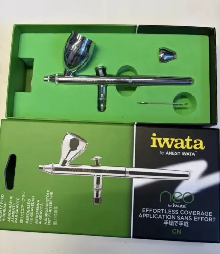 Aerografo iwata