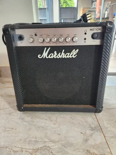 Cubo Marshal MG15CFR. R$ 650,00