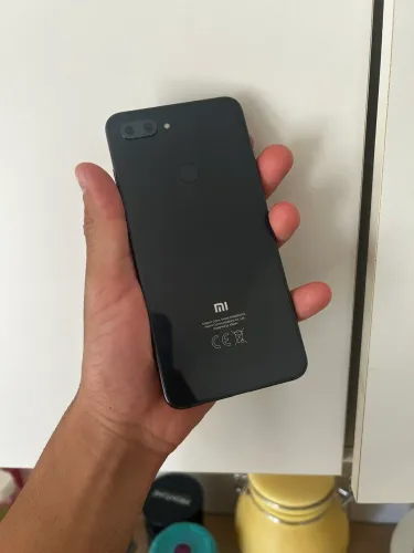 MI 8 LITE