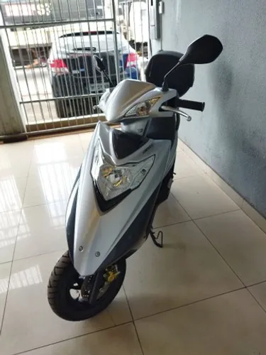 BURGMAN 2022