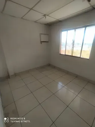 Casa 1 quarto + sala quintal
