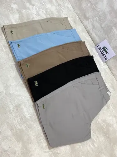 Bermuda L@coste Importada Classic Fit - Tecido Sarja/Chino