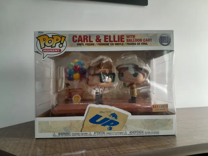Funko Pop Moment Carl & Ellie Up BoxLunch Exclusive