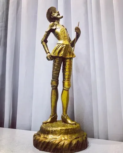 Estátua Dom Quixote Escultura Em Resina Enfeite Escritório