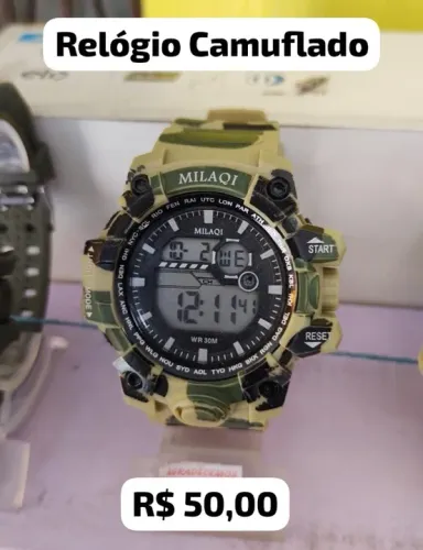 Relógio camuflado novo 