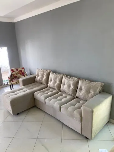 Sofa 4 lugares com chaise 2.50 largura frete grátis R$ 999,99 A Vista