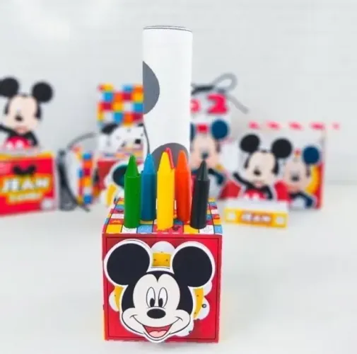 Lembrancinhas personalizadas em todos os temas