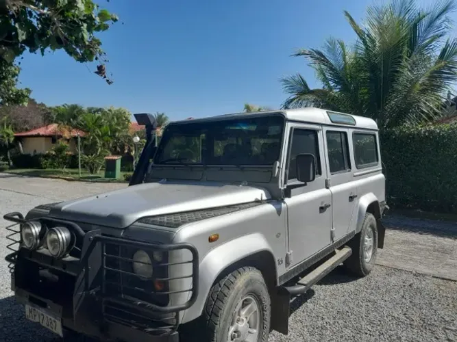 Land Rover Defender 110 TDI County SW Diesel 2004