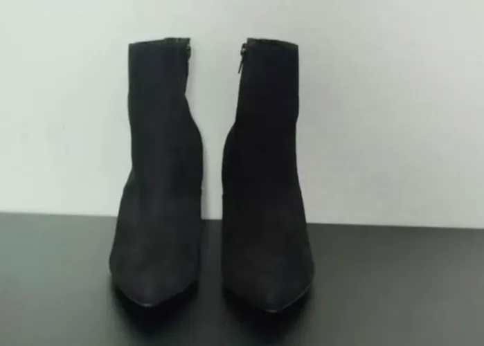 Bota Curta Camurça- Corello (Preta)