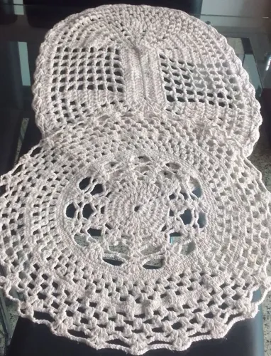 Kit 2 tapetes de crochê branco