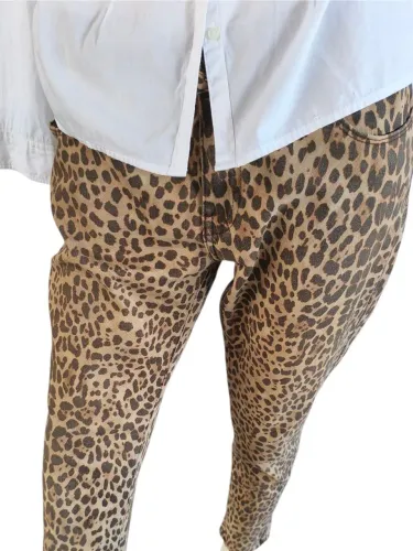 Calça animal Print. Le Lis Blanc