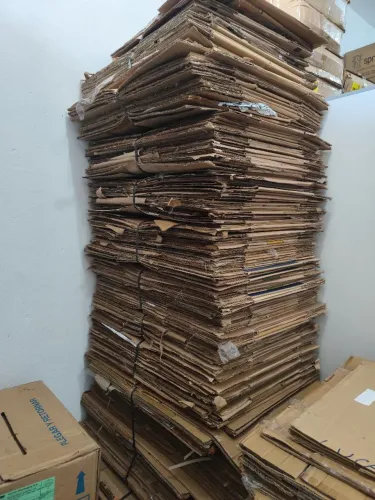 Caixas de papelão para comércio
