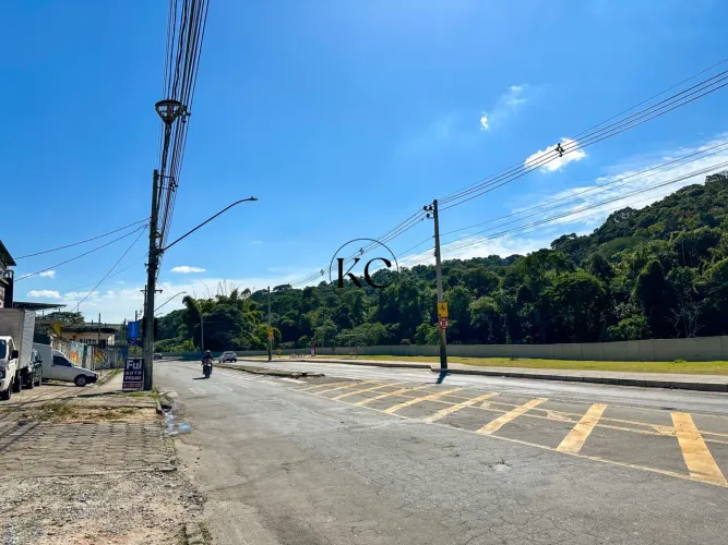 BAIRRO INDUSTRIAL-Lote 259 metros na Avenida Brasil (Kátia Corretora)