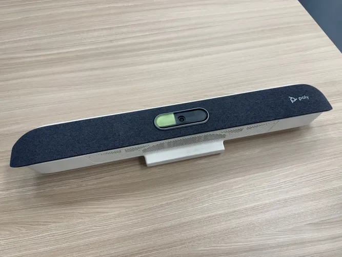 Poly Studio X50 + TC8 - Sistema de Videoconferência 4K Completo