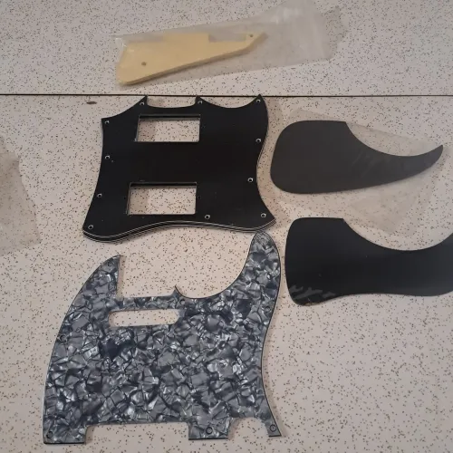 Escudo Guitarra Telecaster e SG