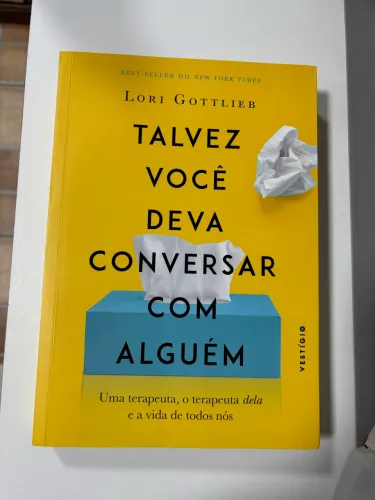 Livro: Talvez Você deva Conversar com Alguém