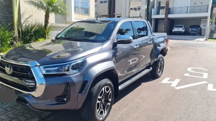 Toyota Hilux CD SRX Plus 4X4 2.8 TDI Die. Aut. 2024