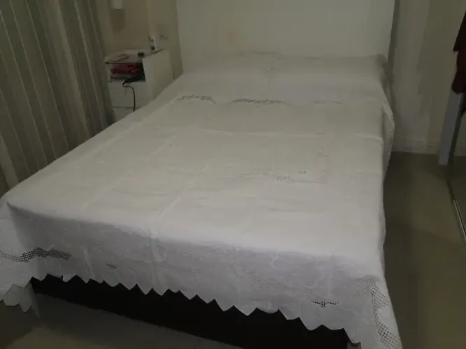 Colcha Branca Casal ou toalha de mesa