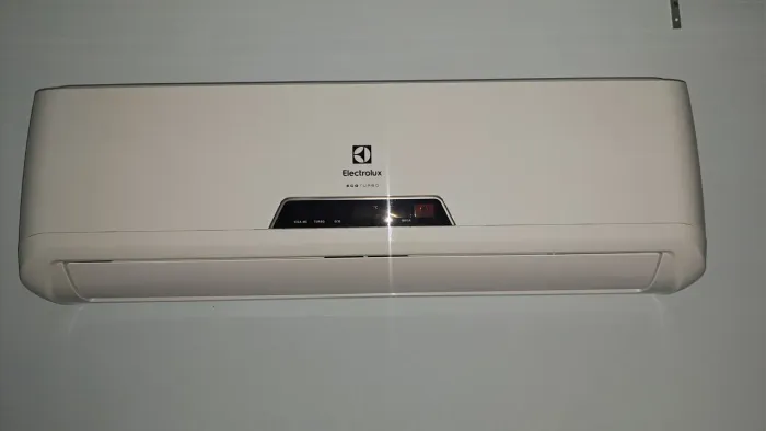 Ar-Condicionado Electrolux Split 9.000 BTUs 