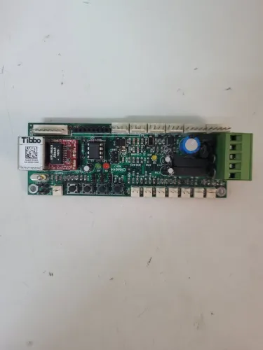 Placa de circuito Tibbo CRM644