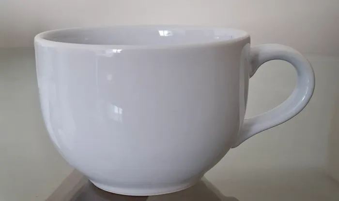 Xícara de Cerâmica Branca Jumbo 550ml