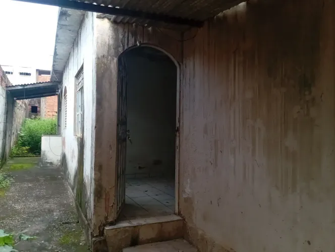 Major Prates Lote 180 M²..Casa 5 Cómodos e Barracão no fundo!!