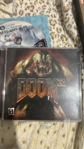 Doom 3 - PC *ITEM DE COLECIONADOR*