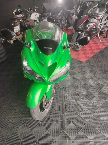 Motos Kawasaki ZX-14/ZX 2013 no Brasil