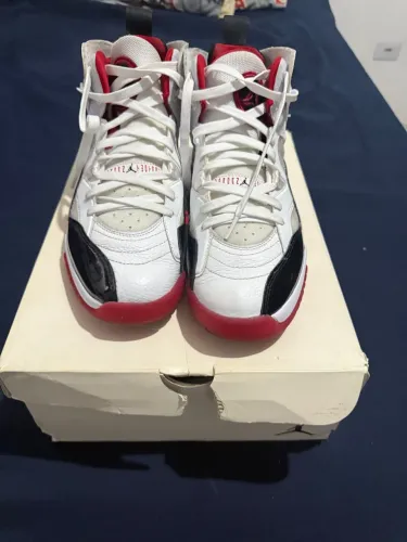 Tênis Air Jordan Two tray - Tamanho 41