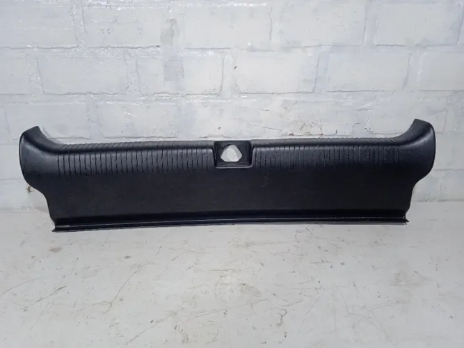 Acabamento Porta Malas Chevrolet Astra Hatch 99 A 11 Origina