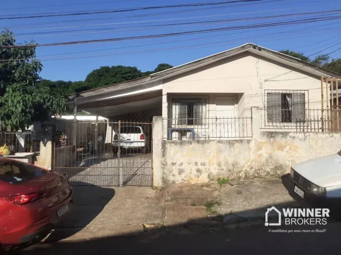 Casa com 3 dormitórios à venda, 90 m² por R$ 240.000,00 - Vila Esperança - Maringá/PR