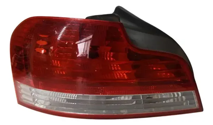 Lanterna Esquerda Bmw 120 135 Cabriolet 2008 - 2012 Esquerdo/motorista Vermelho