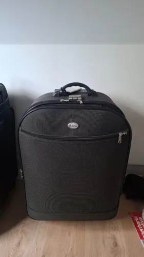 Mala de Viagem Ika Média com Rodinhas