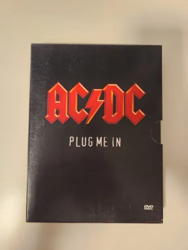 DVD AC DC Plug Me In - Duplo Original