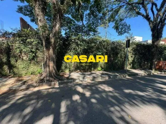 Terreno à Venda com 923 m² no Bairro Anchieta São Bernardo do Campo