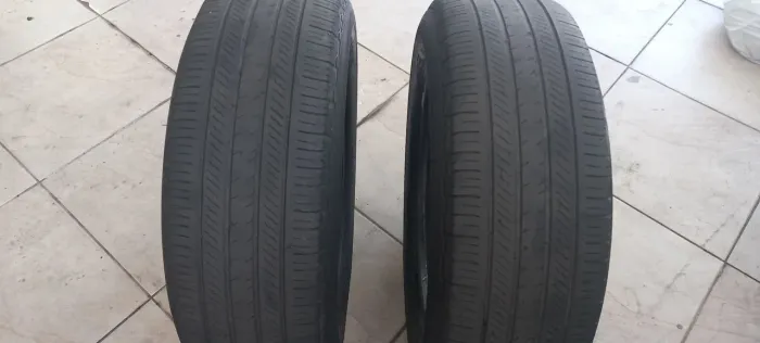 Vendo pneus usados Kia Sportage