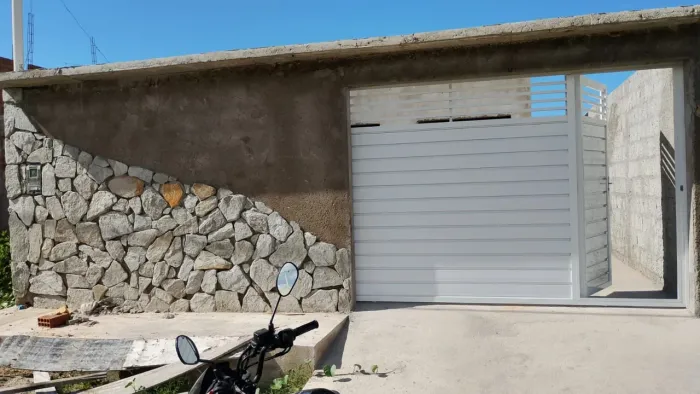 Casa na Barra Nova em construção.