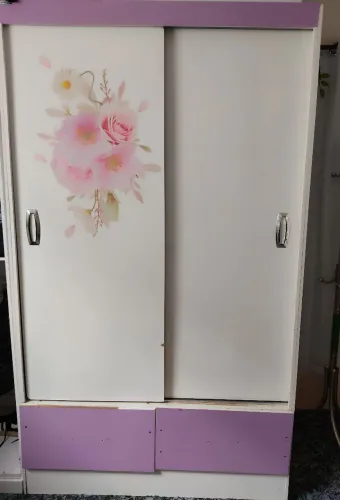 Vendo Guarda Roupa.