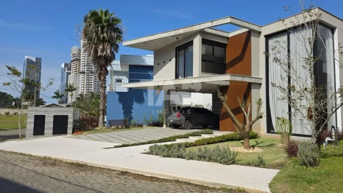 Casa Mobiliada de Alto Padrão 4 Suítes | Condomínio Horizontal Praia Brava | Itajaí