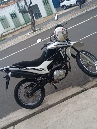 Bros 160