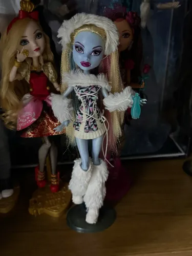Abby básica g1 w1l2 monster high