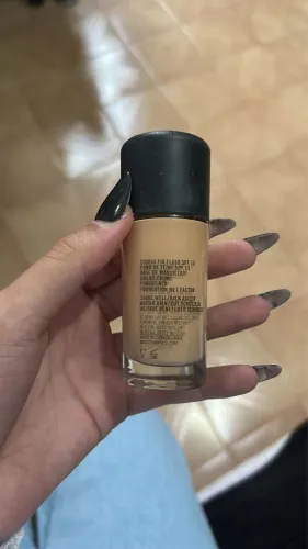 Base Mac Studio Fix Fluid SPF 15 - NW15