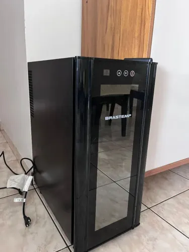 Adega Brastemp BZC12B c/ defeito