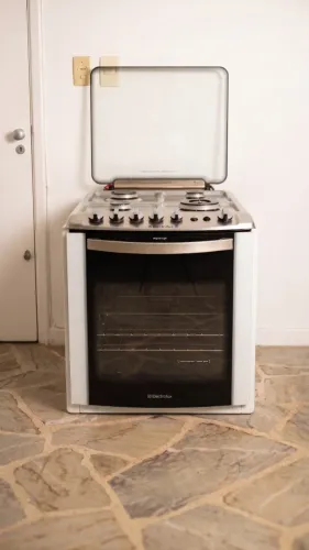 Fogão Electrolux Inox 4 Bocas com Forno - Funcionando, Pronto pra Usar
